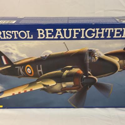 Sale Photo Thumbnail #205: Revell Bristol BEAUFIGHTER Mk IF Scale 1/32
