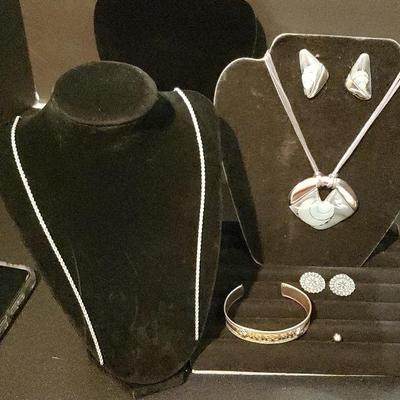 Sale Photo Thumbnail #137