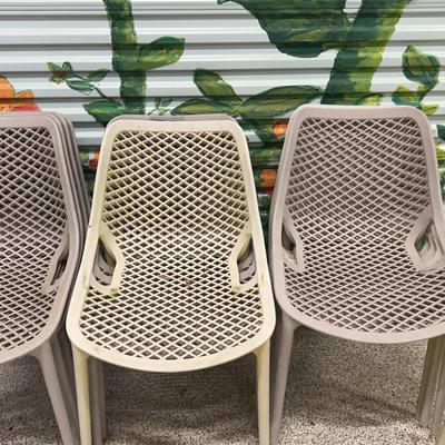 Set of 12 plastic chairs