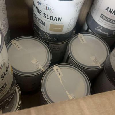 Assortment Of Annie Sloan 34oz Chalk Paint
