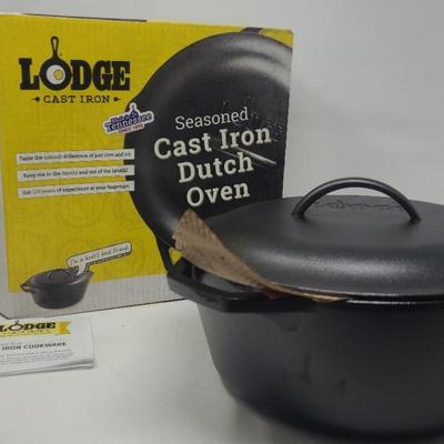 Lodge Cast Iron Dutch Oven