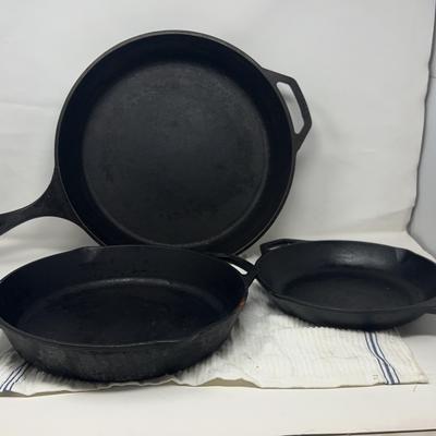 Cast Iron Skillets