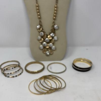 Gold Tone Necklace And Bracelets 