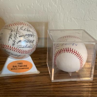 Signed Luis Gonzalez And 1983 Baltimore World Champions