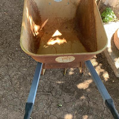 True Temper Wheel Barrow