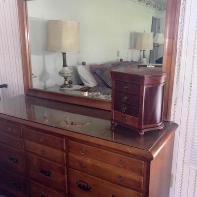 Sale Photo Thumbnail #246