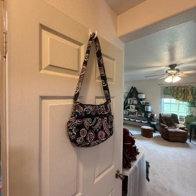 Sale Photo Thumbnail #81