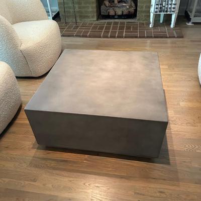 31" Concrete Table