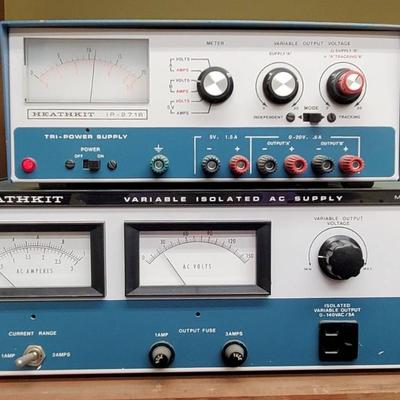(2) Pieces of Heathkit Electrical Equipment 