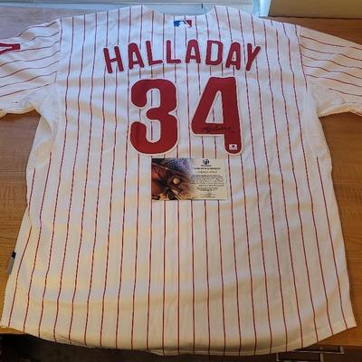 Signed Phillies Pitcher Roy Halladay Jersey with COA, Majestic Performance Apparel 