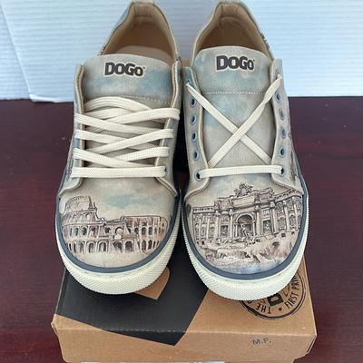 DOGO Vegan Leather Women’s Tennis Shoes 8.5