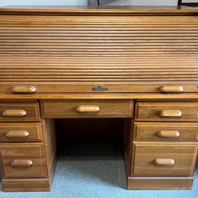 Solid Wooden Roll Top Desk