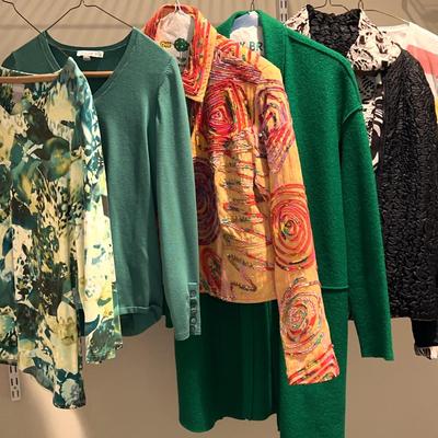 Chicos, Tahari, And Annage Women’s Clothing- Sizes S/P