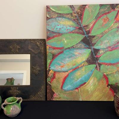 Green Decor (the mirror is no longer in this lot)