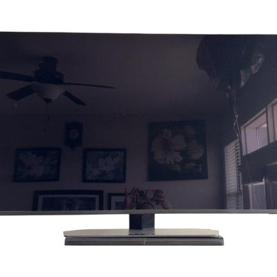 Samsung 50in TV