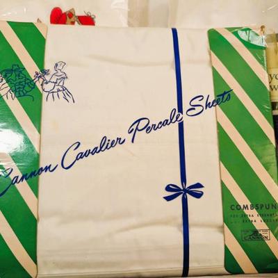 Percale bedding (still wrapped)
