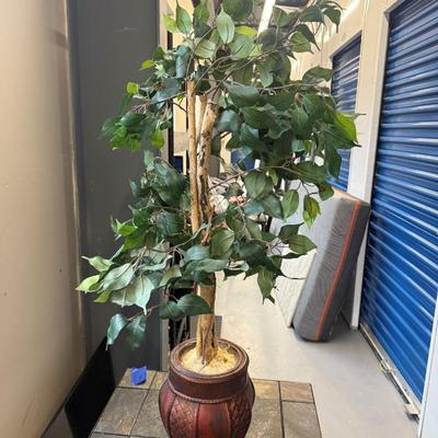 Decorative tree