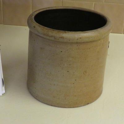 Red Wing pottery crock