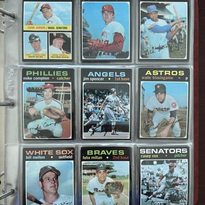 Over 400 1971 Topps Baseball Cards