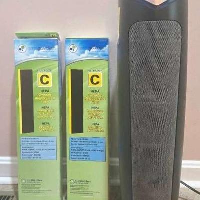 Germguardian Air Purifier With 2 Filter Replacement  Cartridges
