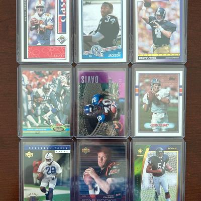 Vintage Football Rookie Cards. Bo Jackson, Brett Favre, Peyton Manning, Marshall Faulk, & More Cards