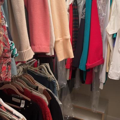 Closet Cleanout with Most Women’s Size 2XL, Some Men’s