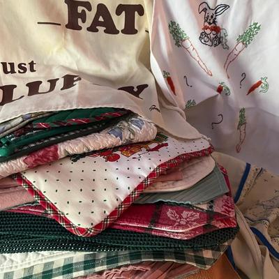 Colorful Table Linens with Novelty Aprons Plus Cotton Blanket