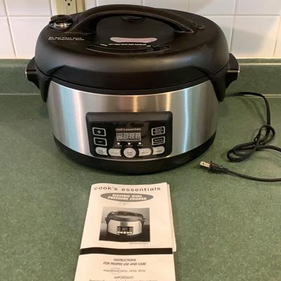 Cook’s Essentials Electric Oval Pressure Cooker