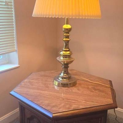 Hexagon Shaped End Table With Brass Lamp