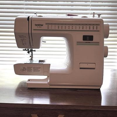 Brother XL-3022 Sewing Machine with Table