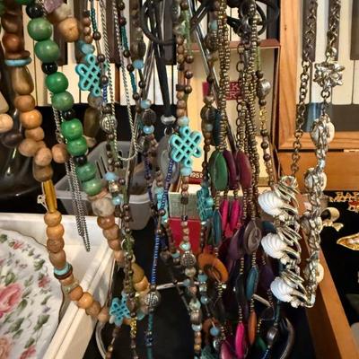 Sale Photo Thumbnail #86