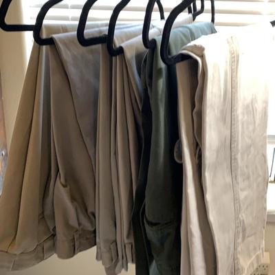 Lot Of 6 Men’s Khaki And Cargo Pants 36x32