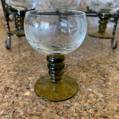Vintage Rhein Romer crystal etched glasses With Holder