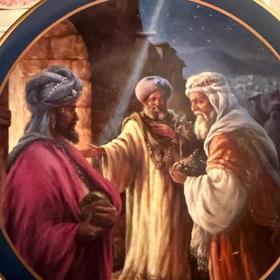The Story Of Christmas Collectable Plates 
