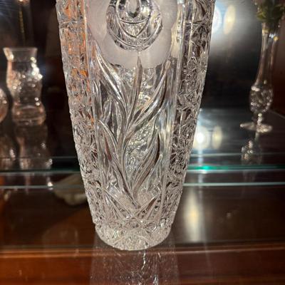 Bohemian Czech Crystal “Queen Lace” Vase – Hand-Cut Elegance