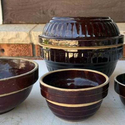 Vintage Brown Glazed Stoneware Bean Pot With 3 Nesting Bowls