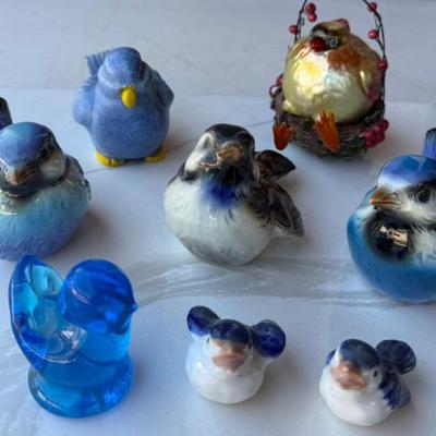 (3) Vintage Goebel Porcelain Birds, Leonard Art Glass 1995 Bird Bird Ornament, Pottery Bird