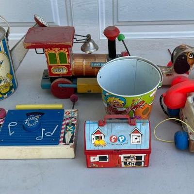 Vintage Toy Lot - Jack And Jill Radio, Looky Chug Chug Train, Little Snoopy, Fischer Price Phone (as Is)