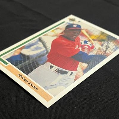 Michael Jordan Baseball Collector Card