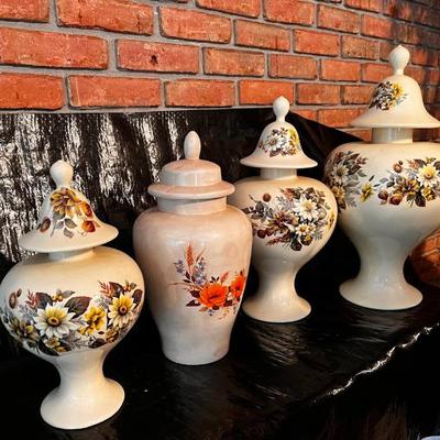 Sale Photo Thumbnail #51: Vases -set of 4. 