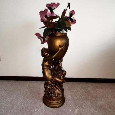 Sale Photo Thumbnail #50: Vase bronze statue
