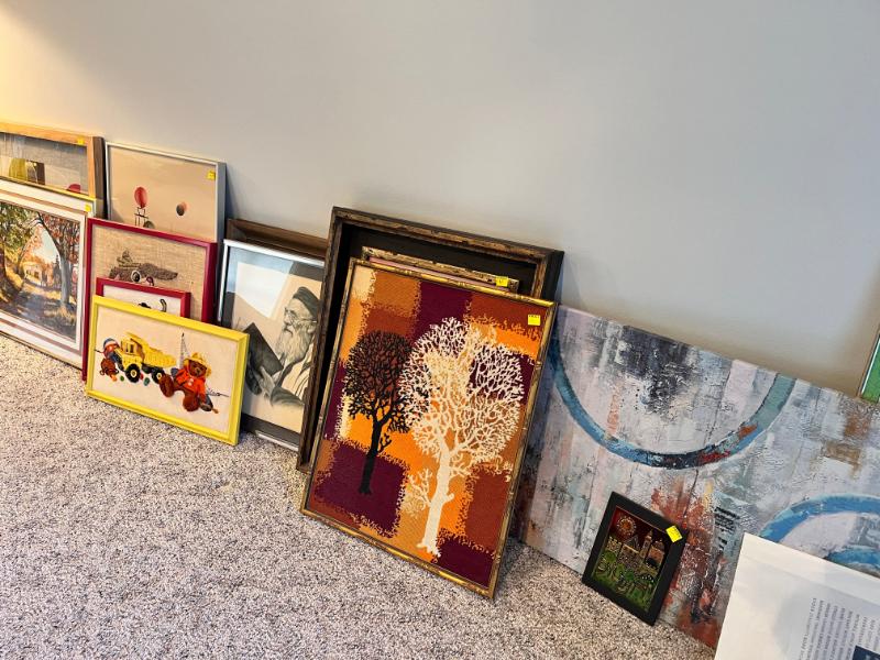 Sale Photo Thumbnail #72