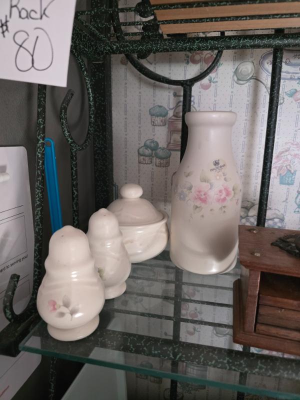 Sale Photo Thumbnail #257