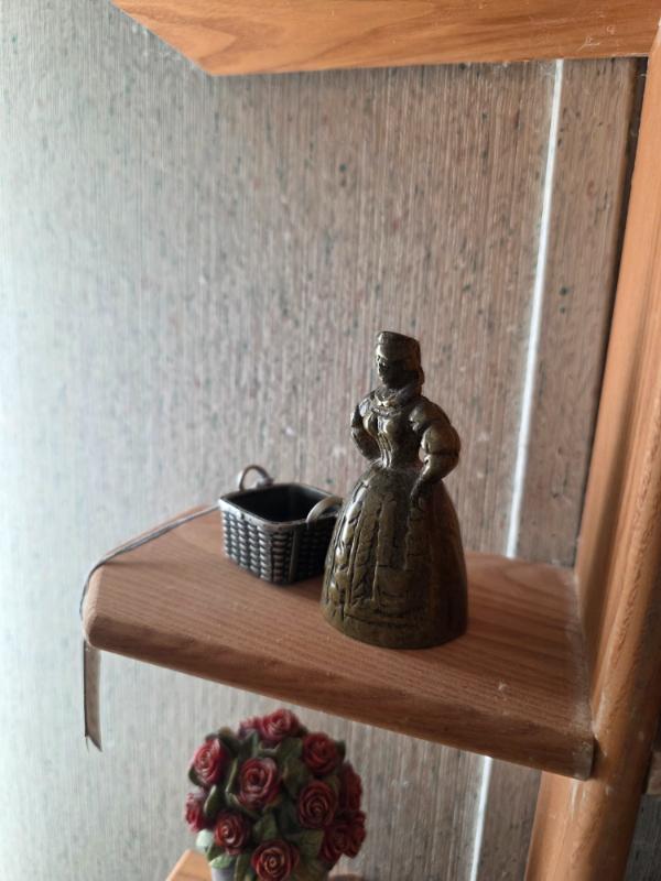 Sale Photo Thumbnail #254