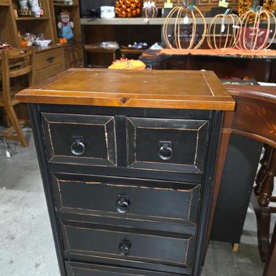 Sale Photo Thumbnail #108