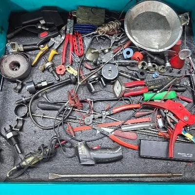 Snap-On Tool Chest 2 Drawer Mystery Lot