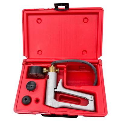 Snap-on SVT270P Hand Vacuum Tester Pump Kit Diagnostic Tool w/ Gauge Case Made in USA