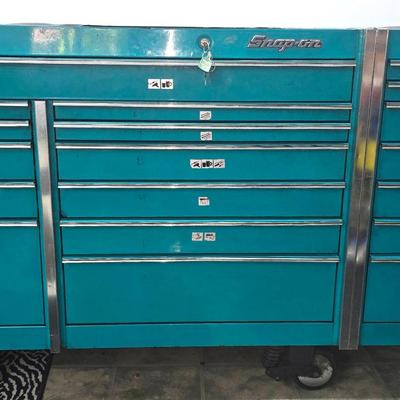 19 Drawer Snap-On Rolling Tool Chest