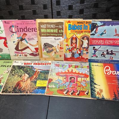 Walt Disney Movie Soundtracks : Bambi, Mary Poppins, Johnny Appleseed, Cinderella  