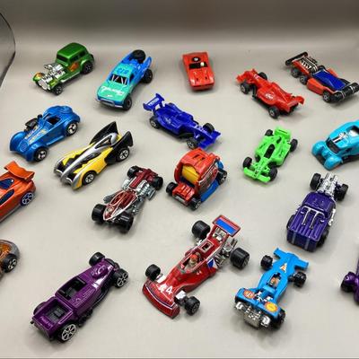 Die-Cast and Plastic Cars : Maitso, Summer, Hot Wheels